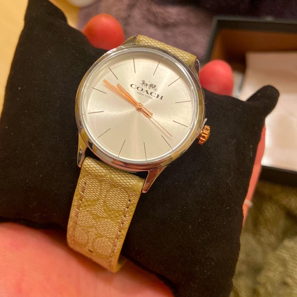 Coach watch